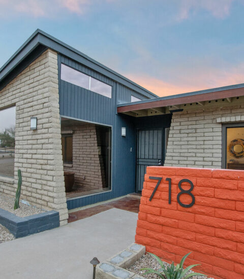 Mid-century modern home with beautiful views