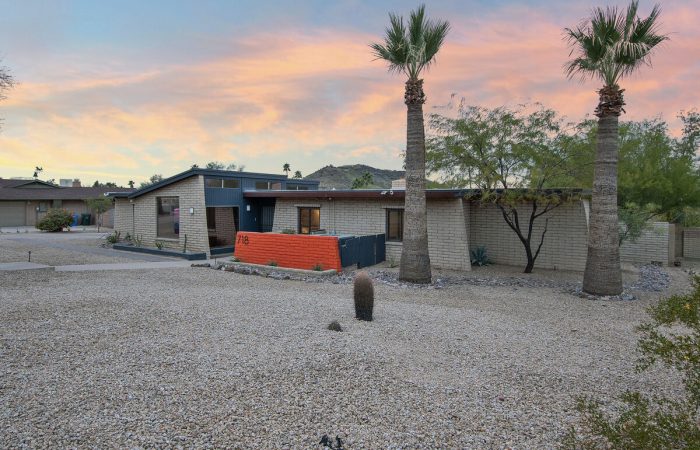 Mid-century modern home with beautiful views